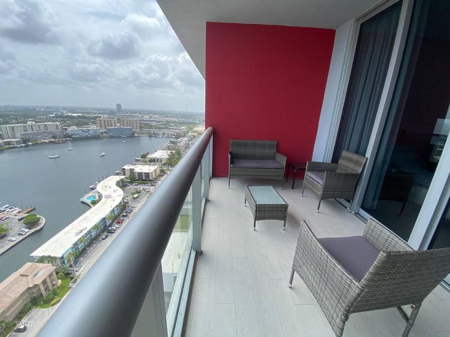 Apartment 1B-1B Amazing View BW 30A Hallandale Beach Exterior photo