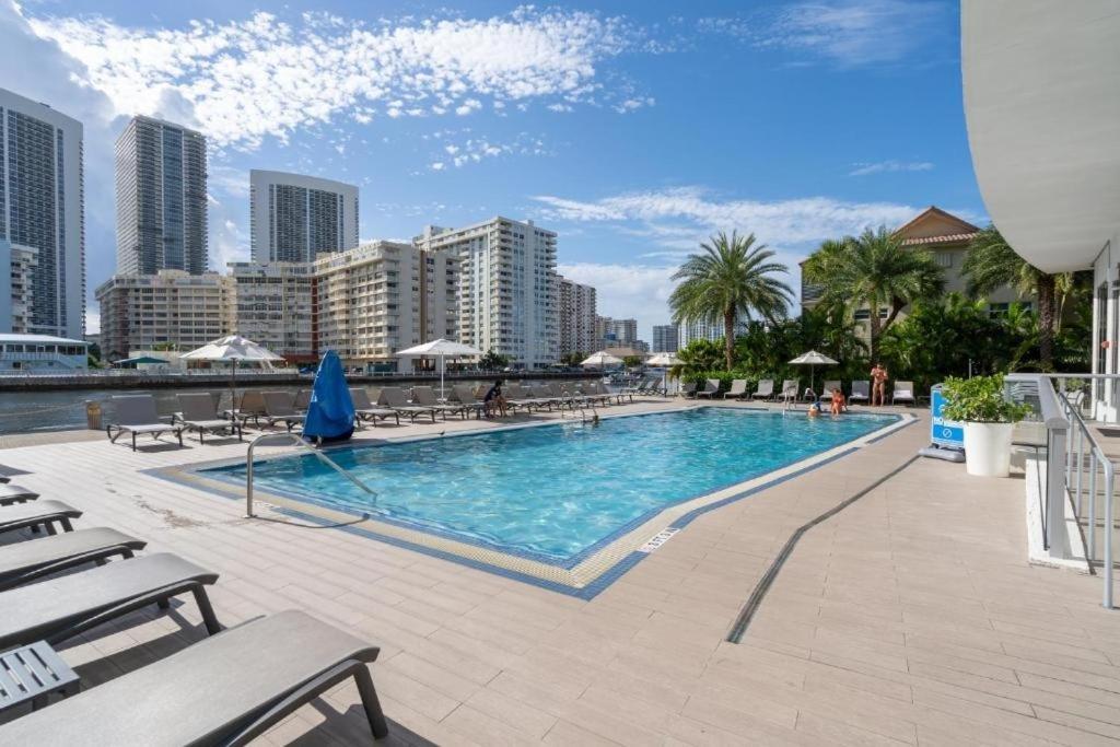 Apartment 1B-1B Amazing View BW 30A Hallandale Beach Exterior photo